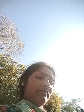 Hotty raghni online show from March 8, 2026, 2:26 am