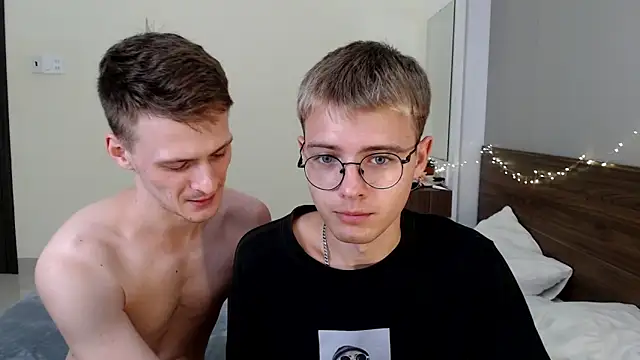 NikiKerryCum online show from March 29, 2026, 3:46 pm