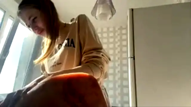 Evahowareyou online show from February 1, 2026, 5:06 am