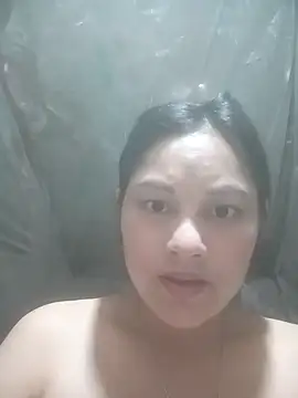 Snapshot of Momo-biki chatting on May 16, 2026, 12:09 am Momo-biki online show from May 16, 2026, 12:09 am