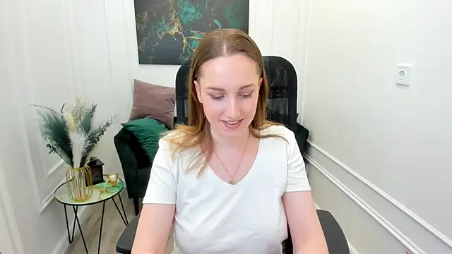 CaseyTerini online show from June 5, 2026, 3:55 am
