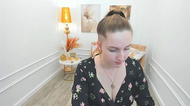 CaseyTerini online show from April 29, 2026, 3:54 am