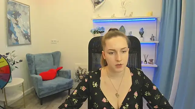 CaseyTerini online show from April 28, 2026, 11:25 am