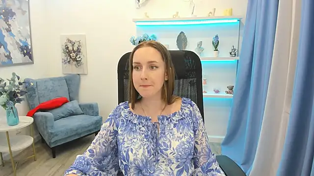 CaseyTerini online show from June 3, 2026, 2:55 pm