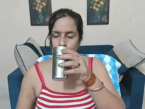 Snapshot of sara_conorr chatting on August 3, 2026, 4:53 am sara conorr online show from August 3, 2026, 4:53 am
