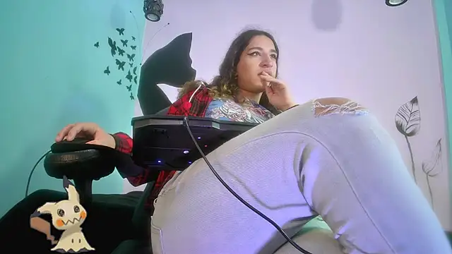 MEW ALIX online show from May 2, 2026, 7:19 pm