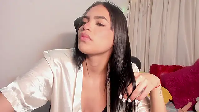 kendall hernandez online show from March 24, 2026, 3:01 pm