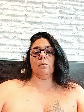 pulpeuse64 online show from June 10, 2026, 10:27 am