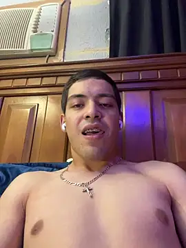 Snapshot of Tupapi696969q chatting on April 17, 2026, 4:48 am Tupapi696969q online show from April 17, 2026, 4:48 am