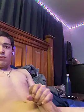 Snapshot of Tupapi696969q chatting on April 3, 2026, 7:15 am Tupapi696969q online show from April 3, 2026, 7:15 am