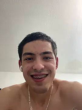Snapshot of Tupapi696969q chatting on April 25, 2026, 4:59 am Tupapi696969q online show from April 25, 2026, 4:59 am
