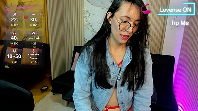 Snapshot of Athenaa_tay chatting on May 15, 2026, 3:26 am Athenaa tay online show from May 15, 2026, 3:26 am