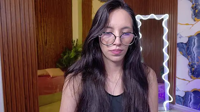 Snapshot of Athenaa_tay chatting on August 6, 2026, 3:45 am Athenaa tay online show from August 6, 2026, 3:45 am