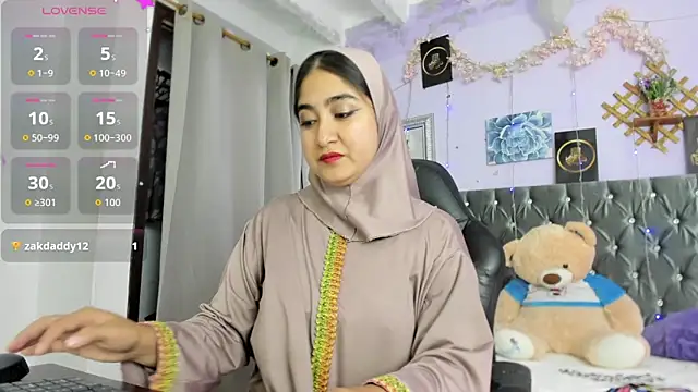 Snapshot of SamiraAwada chatting on June 6, 2026, 7:19 pm SamiraAwada online show from June 6, 2026, 7:19 pm
