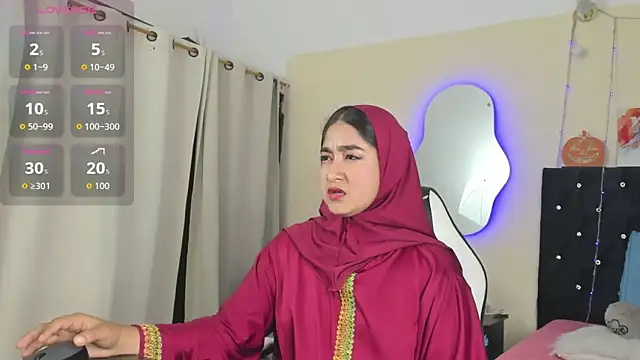 Snapshot of SamiraAwada chatting on May 20, 2026, 7:11 pm SamiraAwada online show from May 20, 2026, 7:11 pm