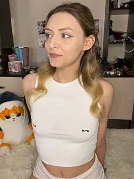 Snapshot of Leecey chatting on February 22, 2026, 11:56 am Leecey online show from February 22, 2026, 11:56 am