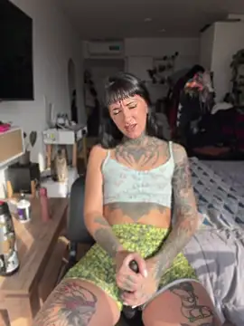 xsadtanas online show from June 5, 2026, 6:13 pm