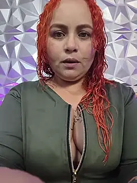 Snapshot of BarbaraSoul chatting on April 17, 2026, 11:13 am BarbaraSoul online show from April 17, 2026, 11:13 am