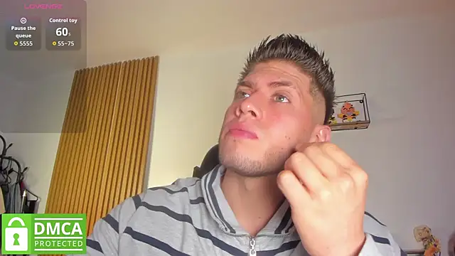 Snapshot of SebastianMaximoff_ chatting on May 27, 2026, 7:43 pm SebastianMaximoff online show from May 27, 2026, 7:43 pm