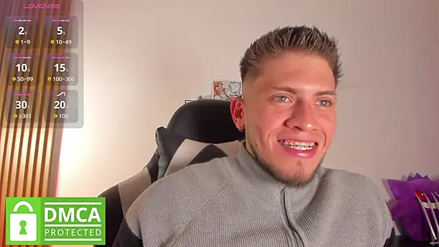 Snapshot of SebastianMaximoff_ chatting on April 9, 2026, 7:53 pm SebastianMaximoff online show from April 9, 2026, 7:53 pm