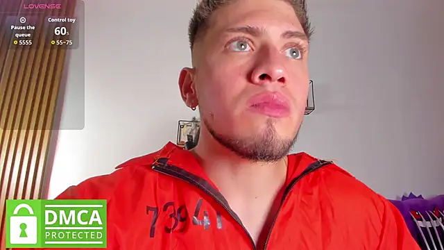 Snapshot of SebastianMaximoff_ chatting on April 10, 2026, 9:22 pm SebastianMaximoff online show from April 10, 2026, 9:22 pm