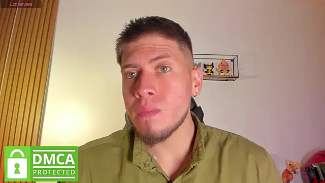 Snapshot of SebastianMaximoff_ chatting on April 18, 2026, 7:18 pm SebastianMaximoff online show from April 18, 2026, 7:18 pm