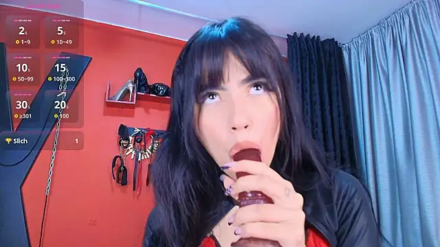 Magicaatxx online show from February 3, 2026, 8:19 am