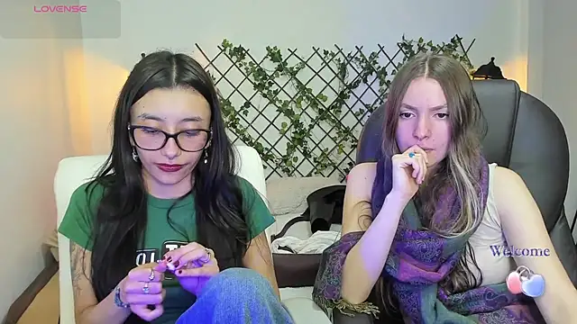 nana  rousse online show from February 5, 2026, 12:50 am