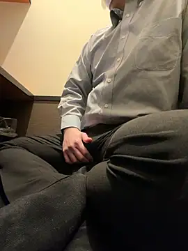 yuuuuusuke00 online show from March 11, 2026, 5:12 am