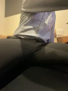 yuuuuusuke00 online show from February 27, 2026, 1:39 am