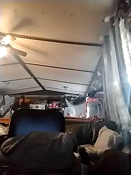 Snapshot of spooky425hd chatting on March 9, 2026, 9:29 pm spooky425hd online show from March 9, 2026, 9:29 pm