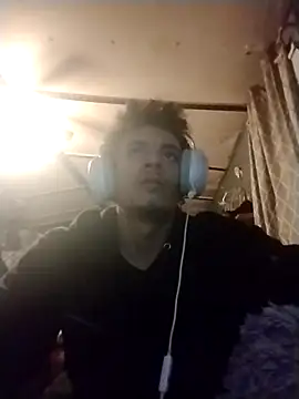 Snapshot of spooky425hd chatting on March 9, 2026, 12:25 am spooky425hd online show from March 9, 2026, 12:25 am