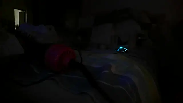 bialoba7 online show from December 14, 2025, 8:58 pm