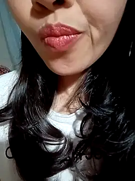 Hana-love2026 online show from March 6, 2026, 2:01 pm