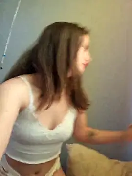 RoliNika22 online show from April 7, 2026, 3:58 pm