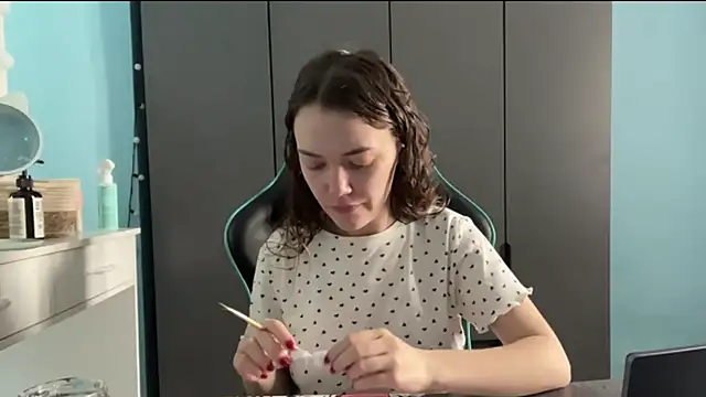 AndreeMerryman online show from February 18, 2026, 2:09 am