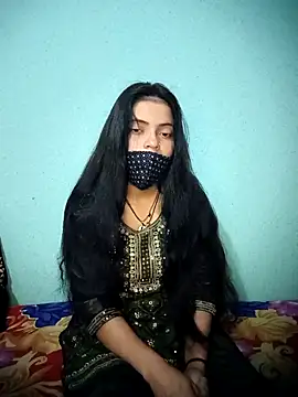 18 year old girl online show from March 7, 2026, 3:35 am