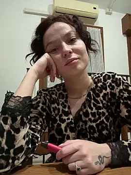 sexigr1 online show from February 11, 2026, 8:41 pm