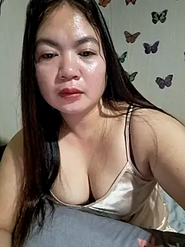 Snapshot of Zyramae_25 chatting on July 28, 2026, 7:39 pm Zyramae 25 online show from July 28, 2026, 7:39 pm