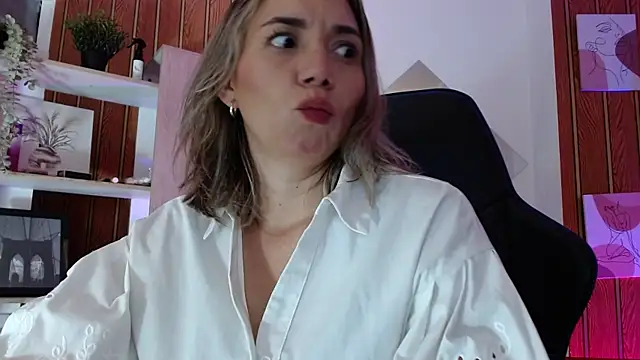Snapshot of milfsecret69 chatting on July 24, 2026, 11:06 am milfsecret69 online show from July 24, 2026, 11:06 am
