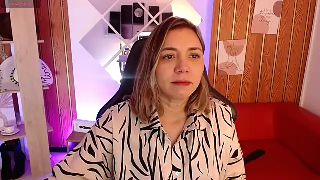 Snapshot of milfsecret69 chatting on July 7, 2026, 11:14 am milfsecret69 online show from July 7, 2026, 11:14 am