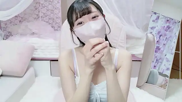 Snapshot of MOE_o0 chatting on March 18, 2026, 9:12 am MOE o0 online show from March 18, 2026, 9:12 am