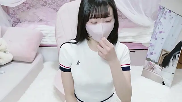 Snapshot of MOE_o0 chatting on March 20, 2026, 9:43 am MOE o0 online show from March 20, 2026, 9:43 am