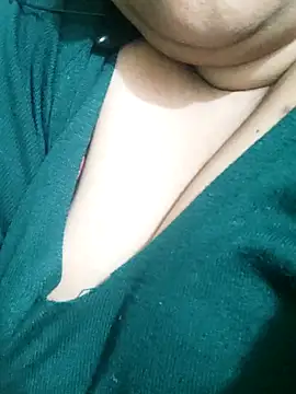 Snapshot of Desi_Janu chatting on February 6, 2026, 1:12 am Desi Janu online show from February 6, 2026, 1:12 am