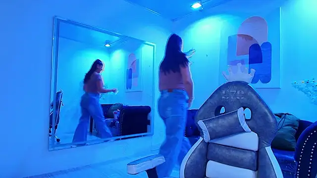 Madame scarlett online show from March 9, 2026, 11:25 am