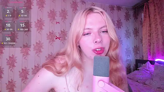 Snapshot of Cutie_Bambi chatting on July 28, 2026, 12:23 pm Cutie Bambi online show from July 28, 2026, 12:23 pm