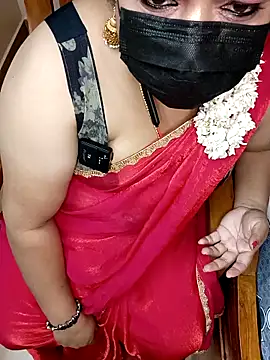 Snapshot of silk_rose05 chatting on March 9, 2026, 6:11 pm silk rose05 online show from March 9, 2026, 6:11 pm