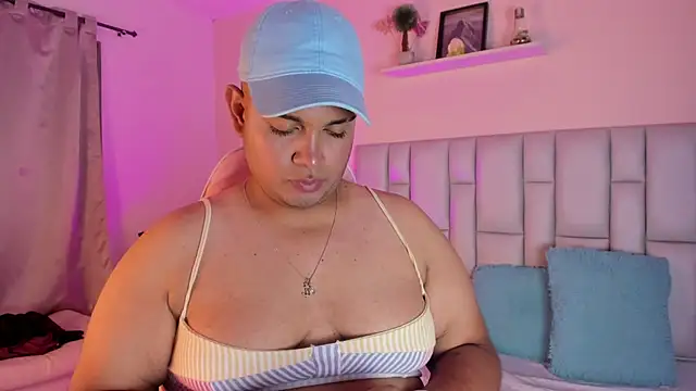 jay kross1 online show from February 14, 2026, 1:39 am