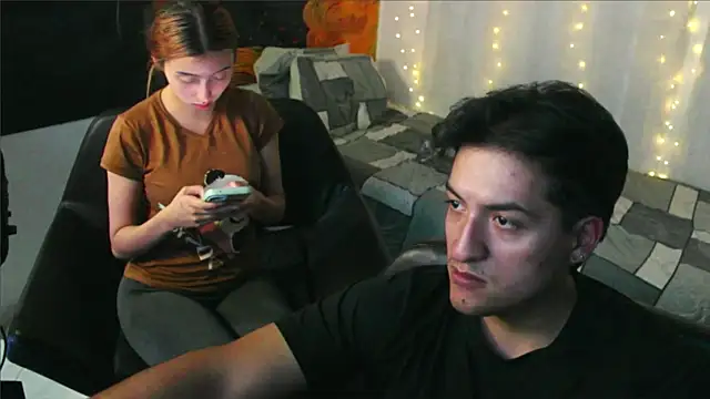 Snapshot of RoseSinsDonViktor chatting on July 8, 2026, 1:52 am RoseSinsDonViktor online show from July 8, 2026, 1:52 am