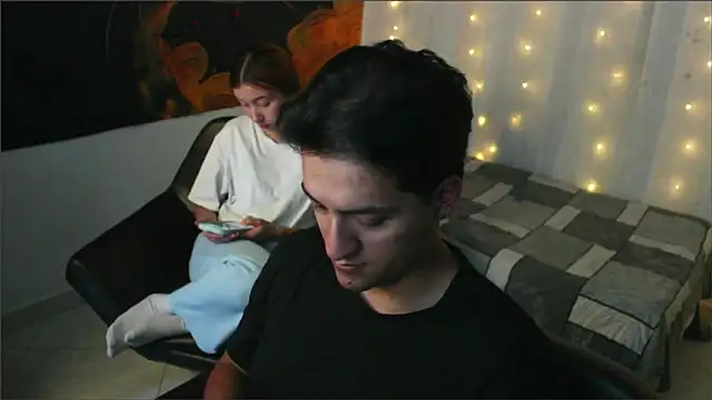 Snapshot of RoseSinsDonViktor chatting on August 6, 2026, 12:27 am RoseSinsDonViktor online show from August 6, 2026, 12:27 am